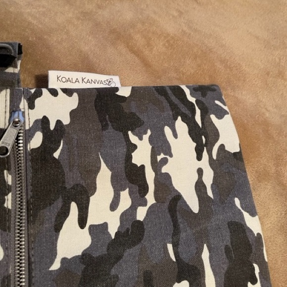 Koala Kansas grey camo tote - Picture 2 of 3